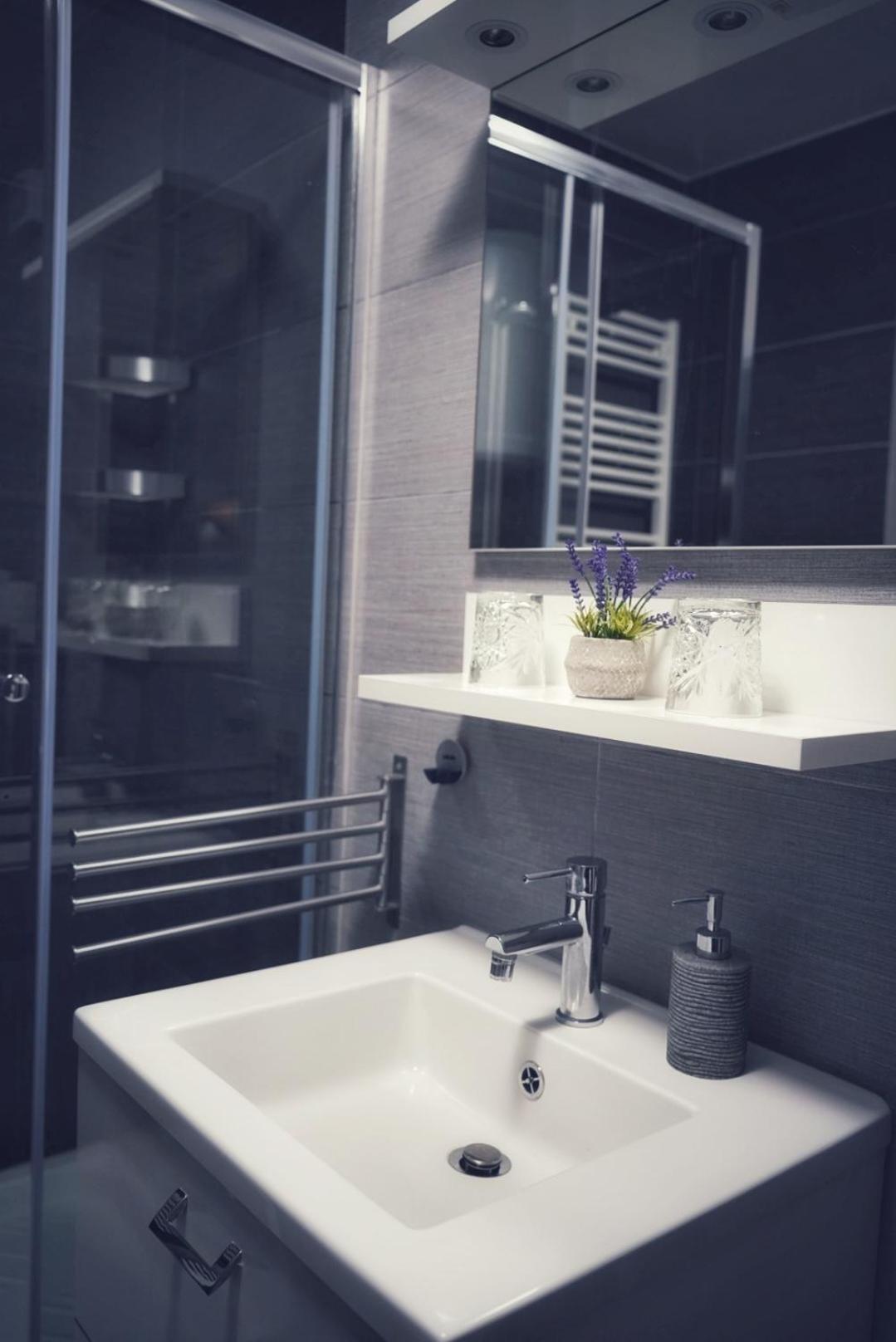 Room Armani Ровинь Экстерьер фото